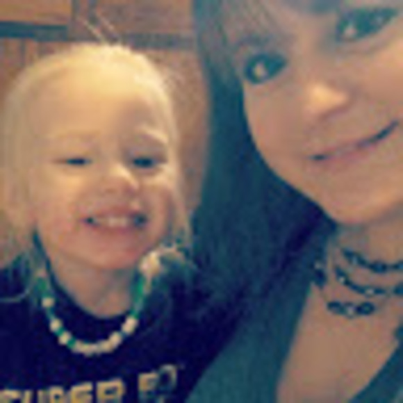 Meet your Posher, Armida - Picture 1 of 1